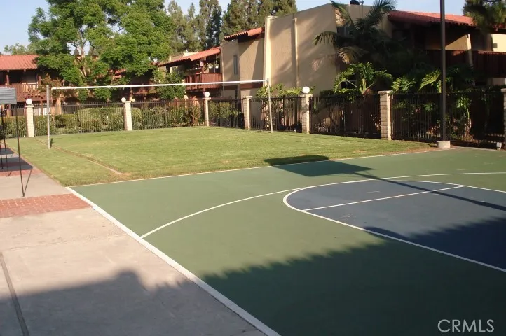1010 W Macarthur Boulevard #77 Santa Ana, CA 92707