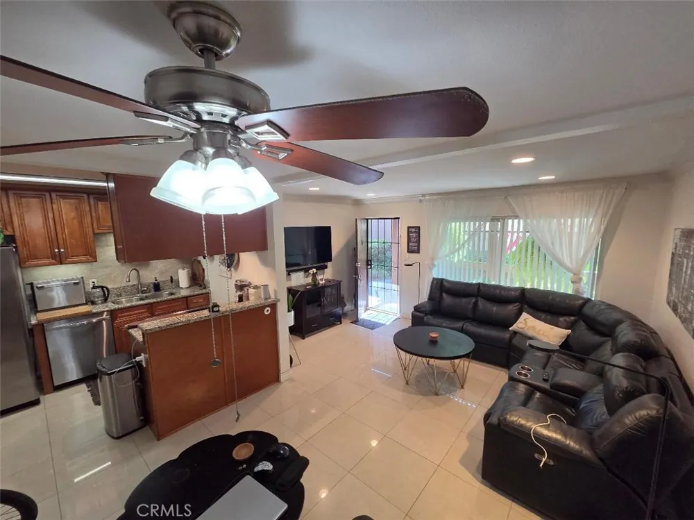 1010 W Macarthur Boulevard #77 Santa Ana, CA 92707