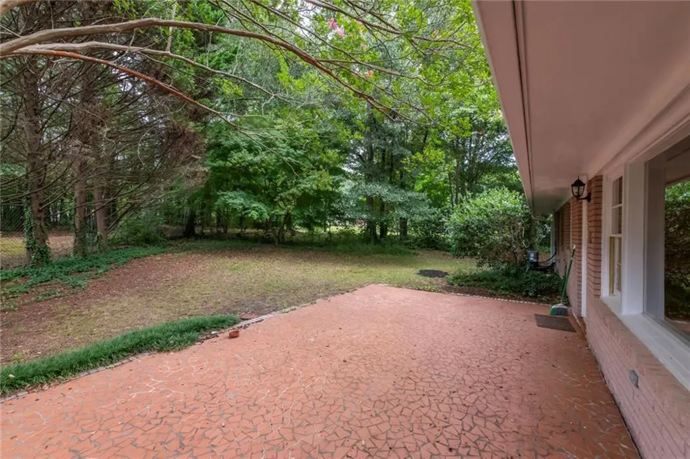 211 Bennett Circle Carrollton, GA 30117
