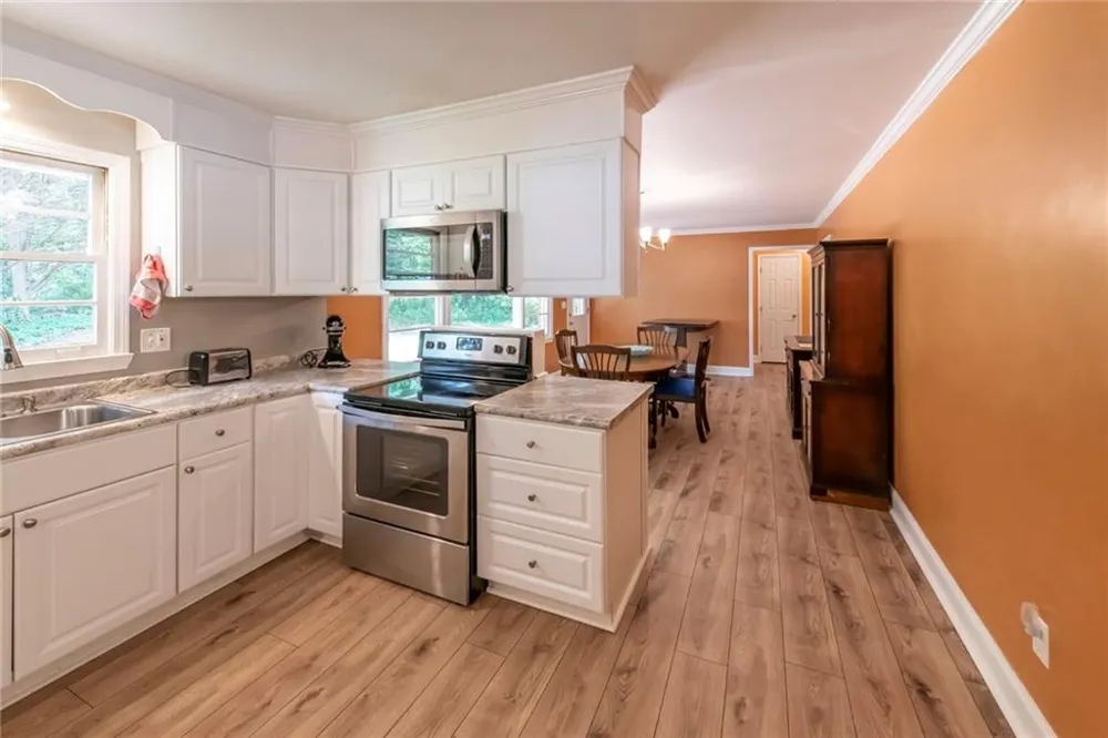 211 Bennett Circle Carrollton, GA 30117