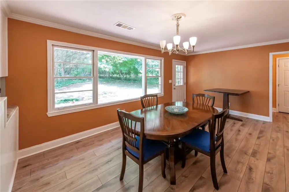 211 Bennett Circle Carrollton, GA 30117