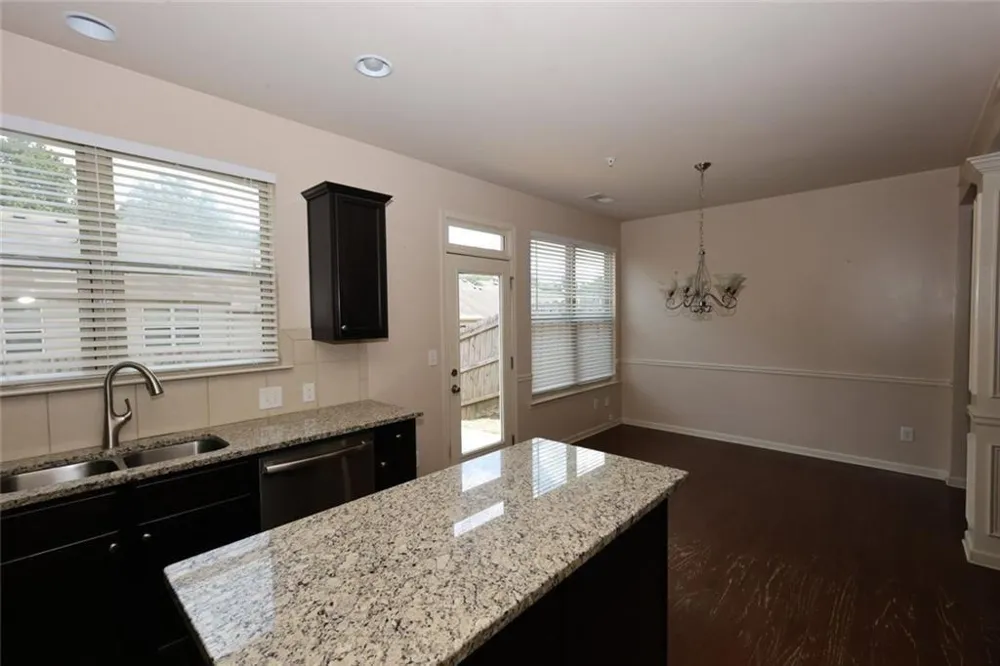 6725 Story Circle Norcross, GA 30093