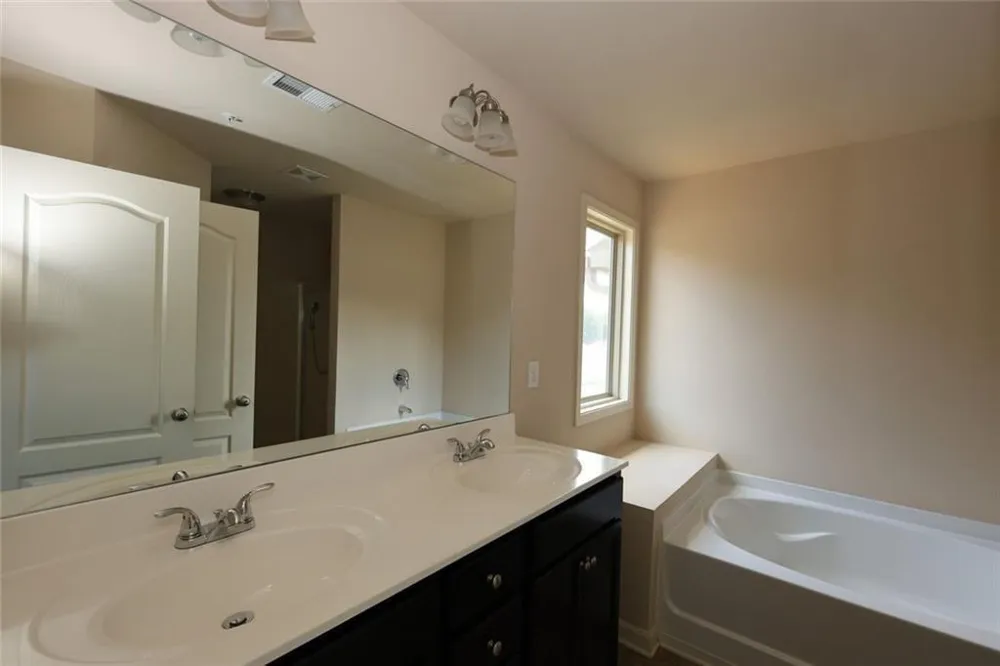 6725 Story Circle Norcross, GA 30093