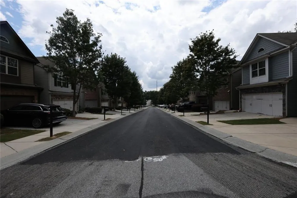 6725 Story Circle Norcross, GA 30093