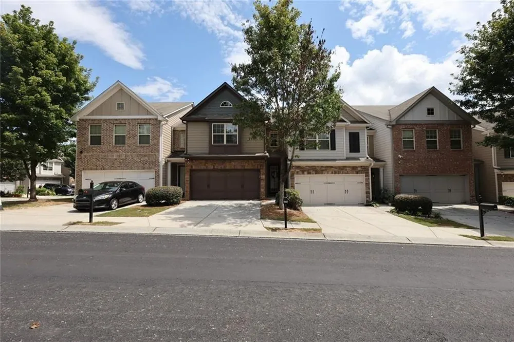 6725 Story Circle Norcross, GA 30093