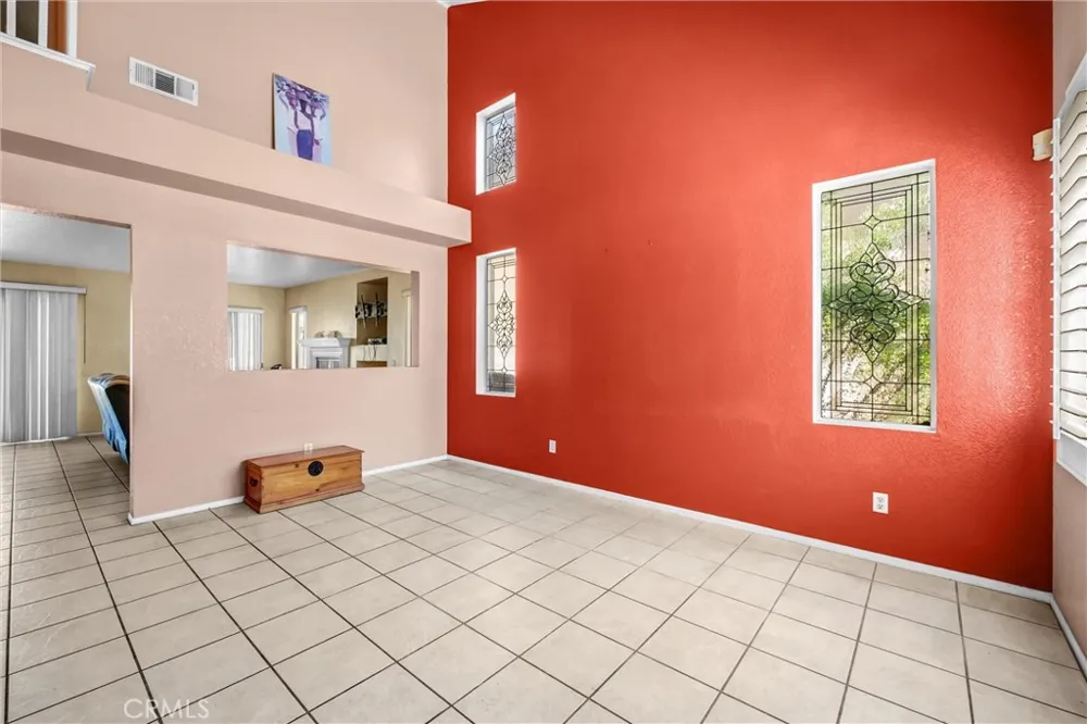 1813 Mirador Azusa, CA 91702