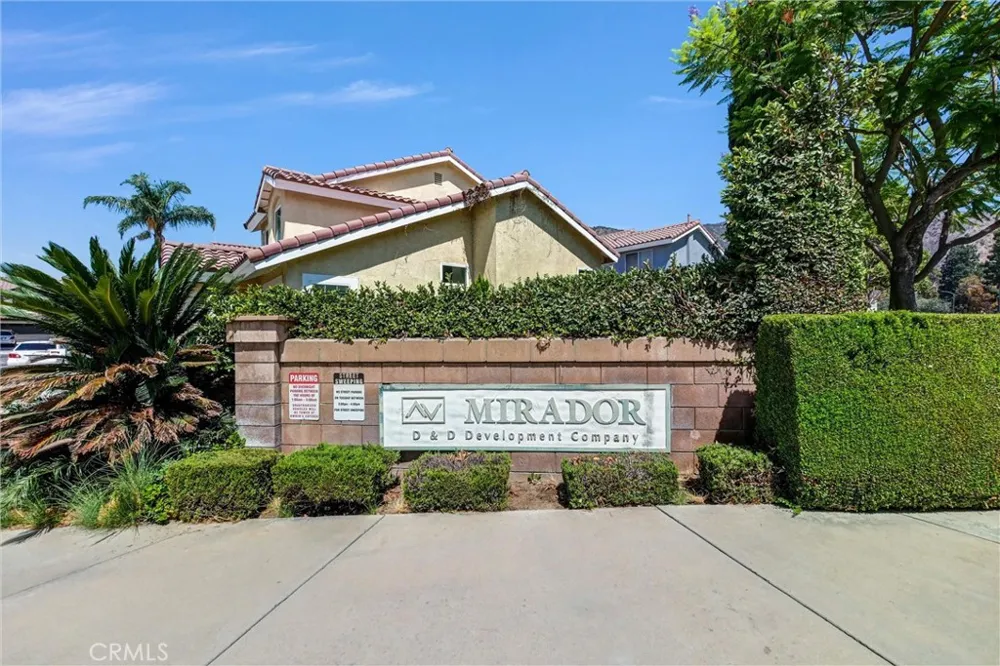 1813 Mirador Azusa, CA 91702