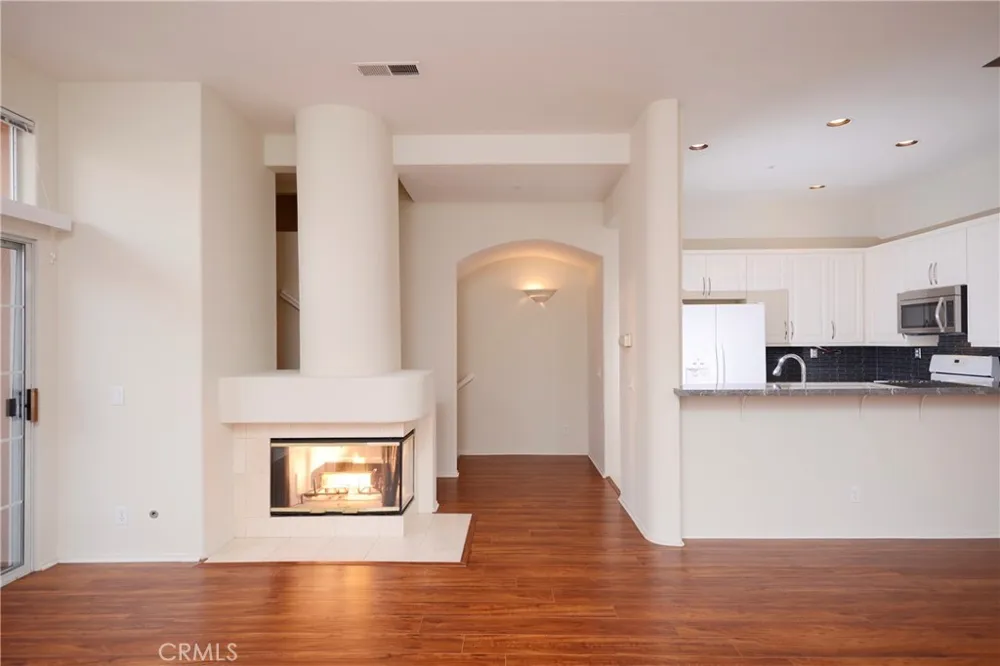 2 Arese Aisle Irvine, CA 92606