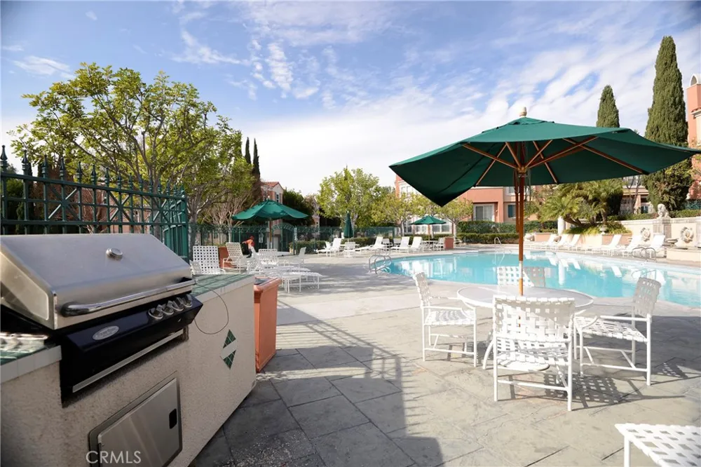 2 Arese Aisle Irvine, CA 92606
