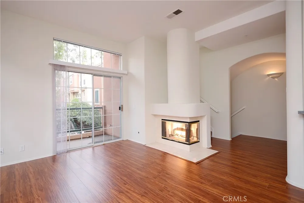 2 Arese Aisle Irvine, CA 92606