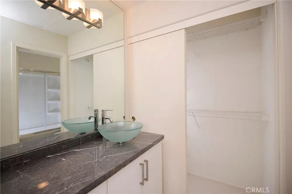 2 Arese Aisle Irvine, CA 92606