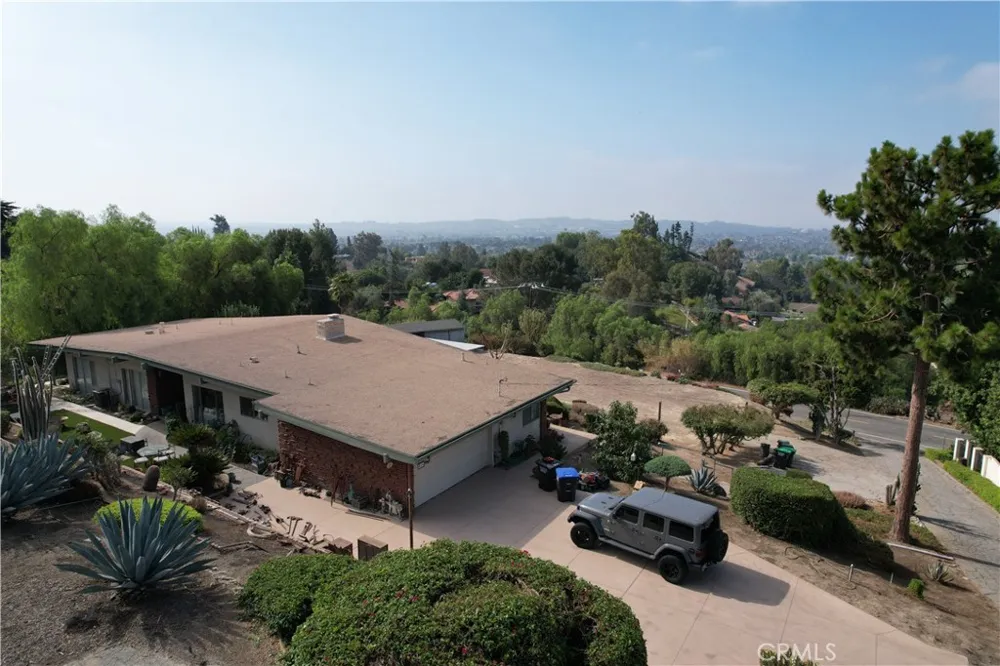 1281 West Road La Habra Heights, CA 90631