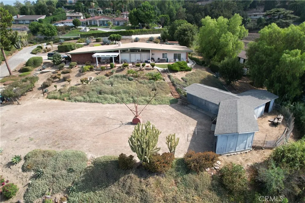 1281 West Road La Habra Heights, CA 90631