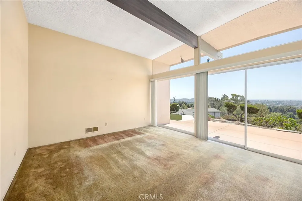1281 West Road La Habra Heights, CA 90631