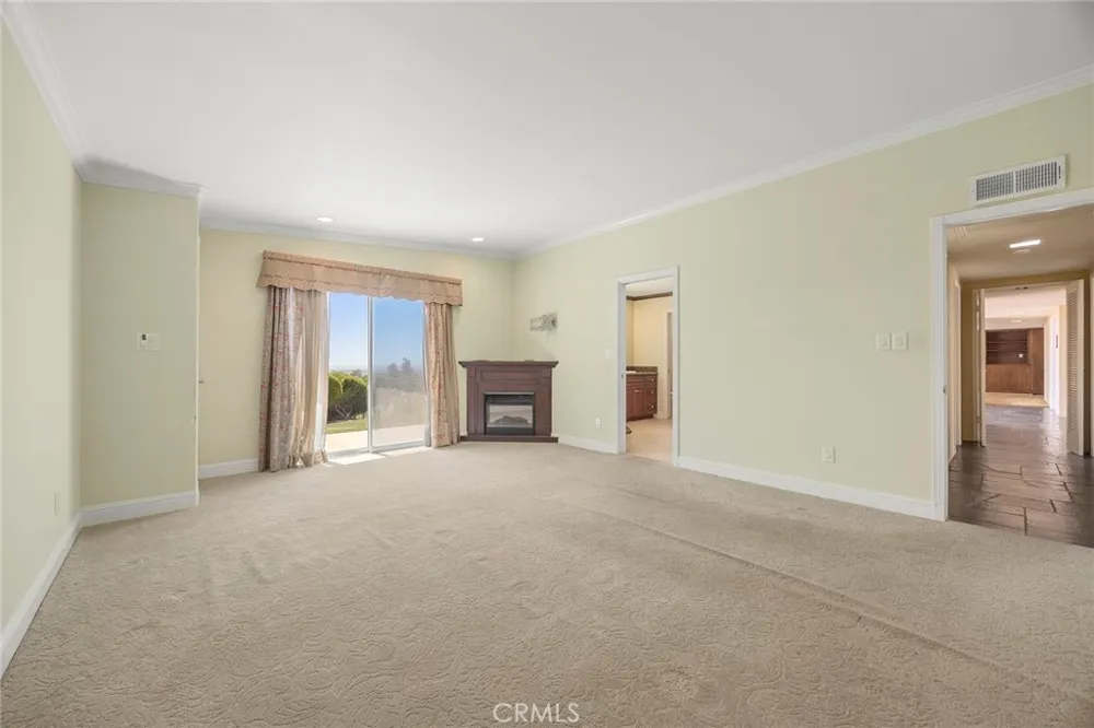 1281 West Road La Habra Heights, CA 90631