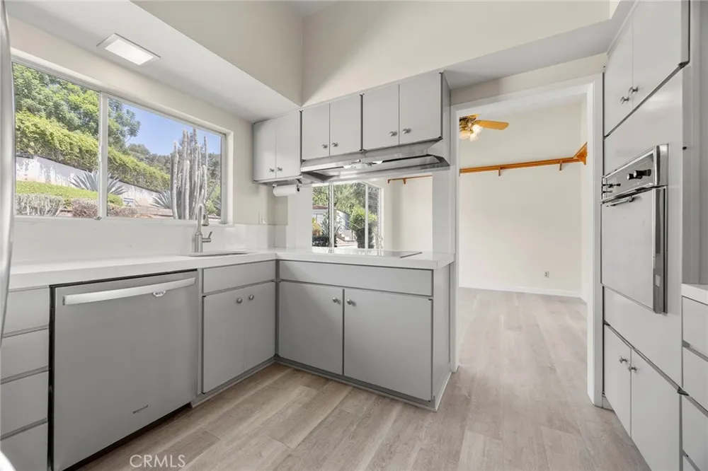 1281 West Road La Habra Heights, CA 90631