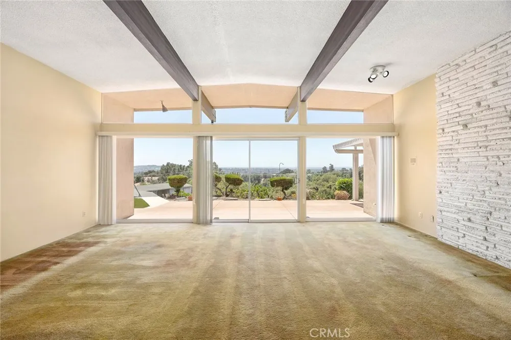 1281 West Road La Habra Heights, CA 90631