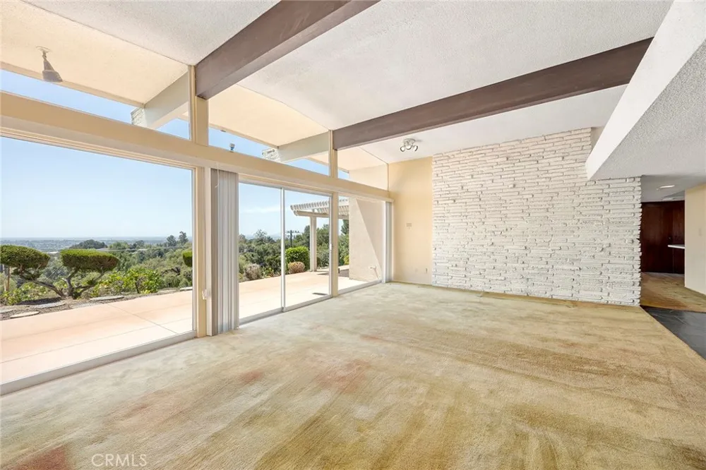 1281 West Road La Habra Heights, CA 90631