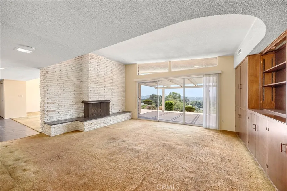 1281 West Road La Habra Heights, CA 90631