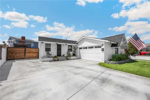 7571 El Caney