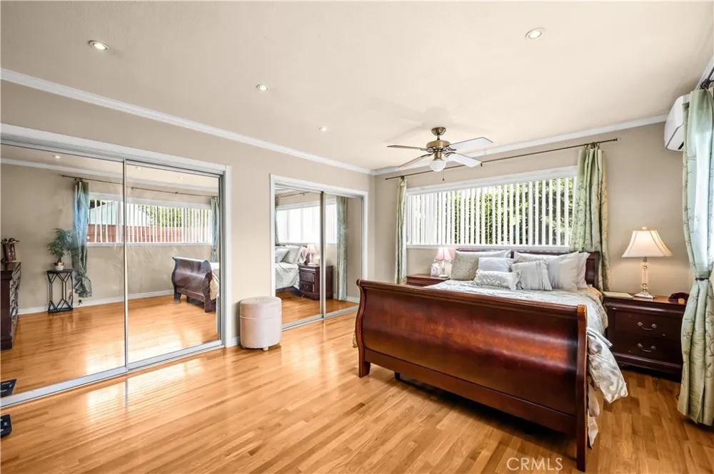 6741 E Huntdale Long Beach, CA 90808