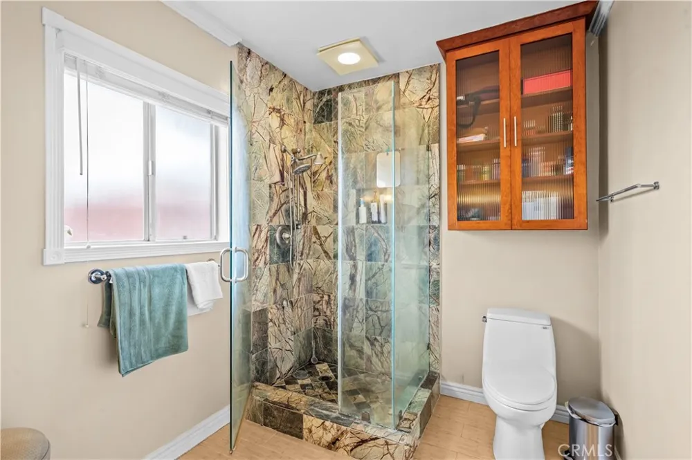 6741 E Huntdale Long Beach, CA 90808