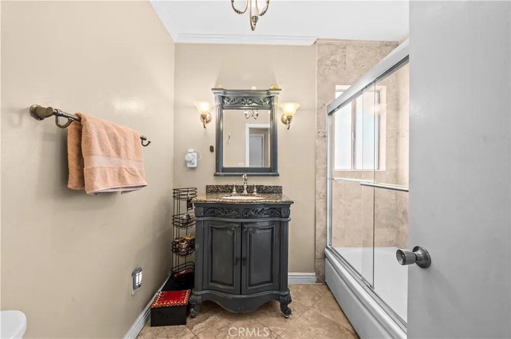 6741 E Huntdale Long Beach, CA 90808