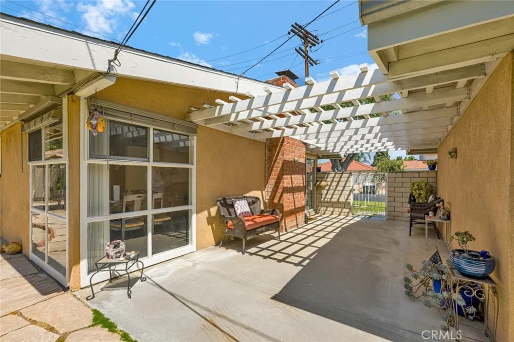 205 S Flower Orange, CA 92868