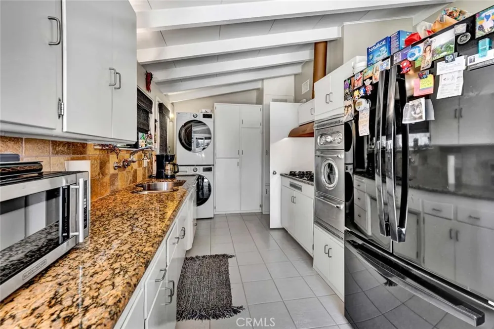 205 S Flower Orange, CA 92868