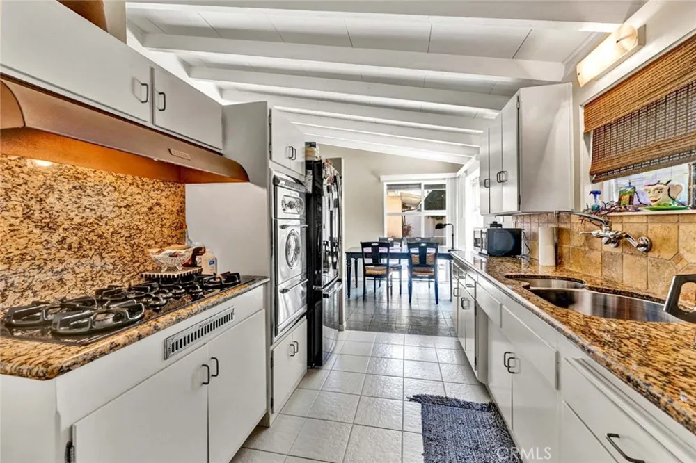 205 S Flower Orange, CA 92868