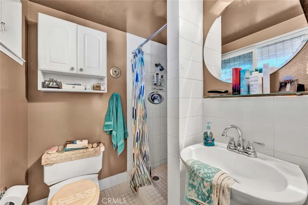 205 S Flower Orange, CA 92868