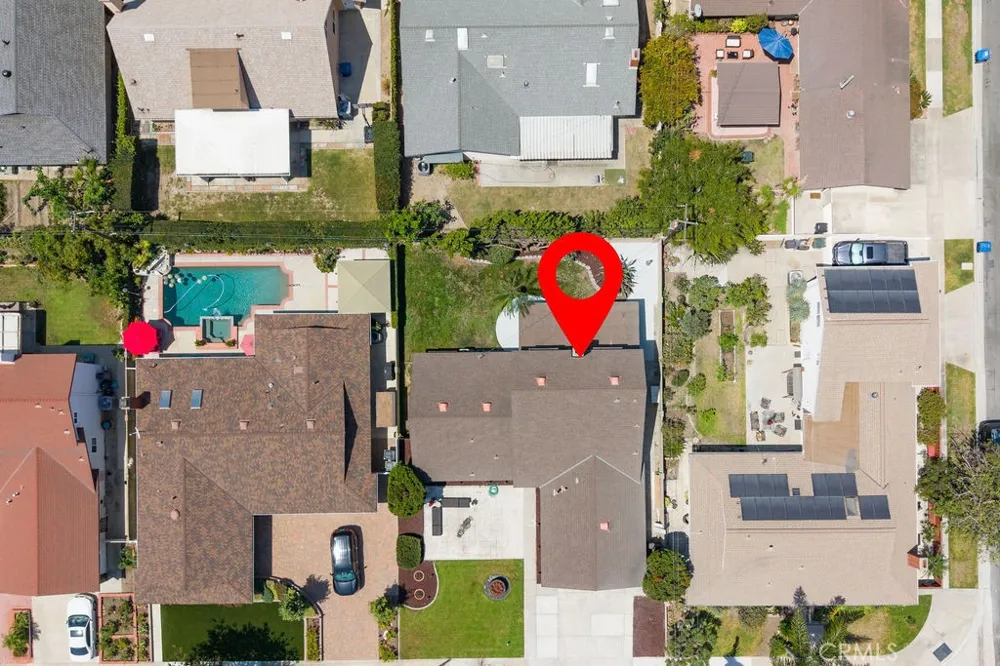 9317 Christopher Cypress, CA 90630