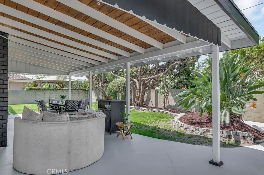 9317 Christopher Cypress, CA 90630