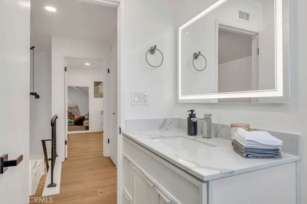 9317 Christopher Cypress, CA 90630