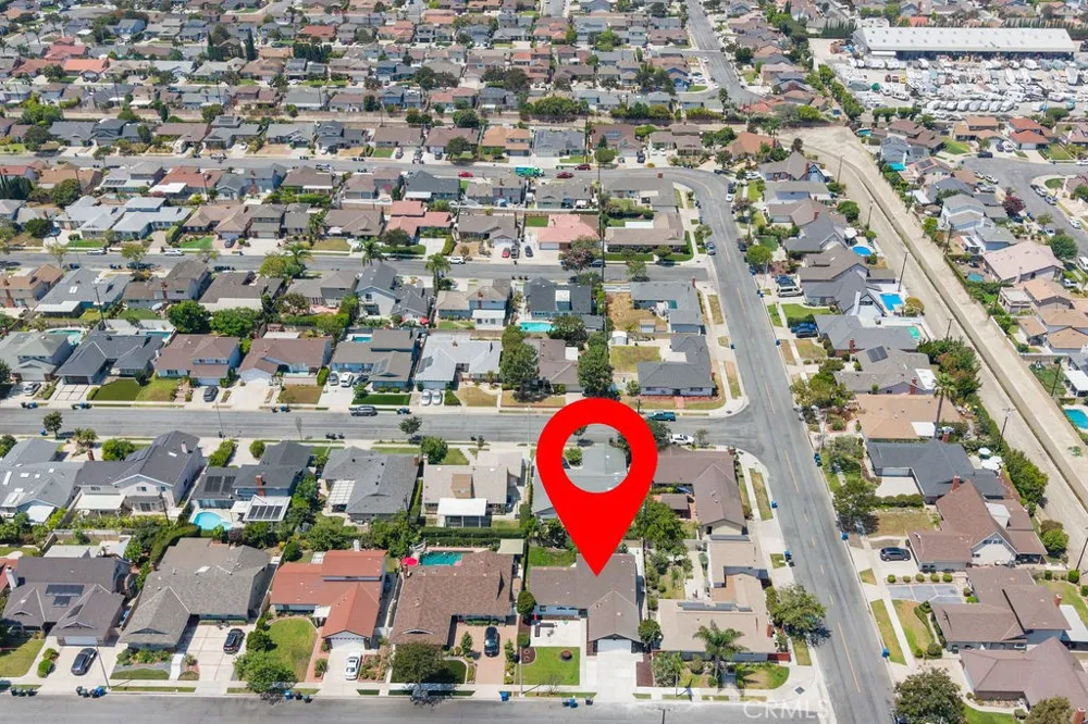 9317 Christopher Cypress, CA 90630