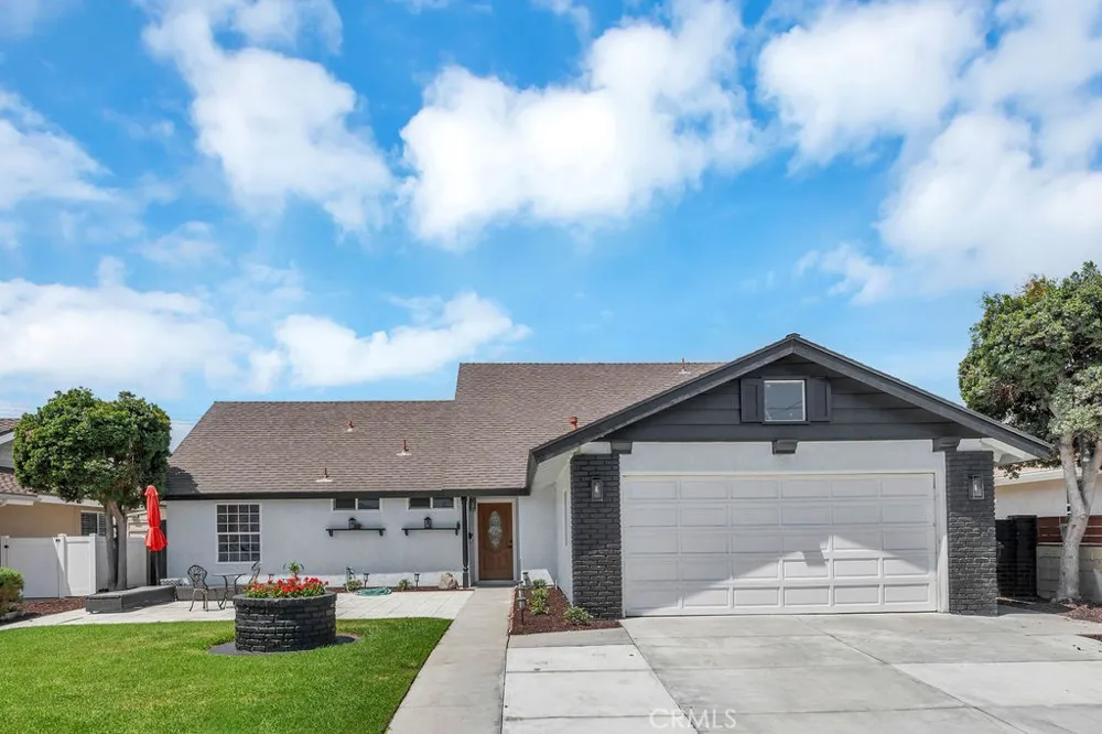 9317 Christopher Cypress, CA 90630