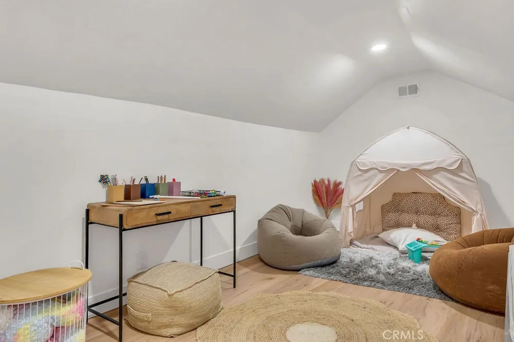9317 Christopher Cypress, CA 90630