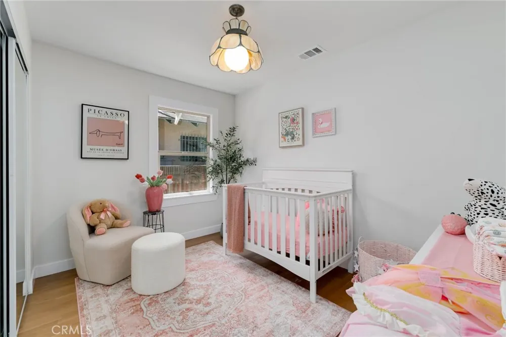 2947 S Hobart Los Angeles, CA 90018