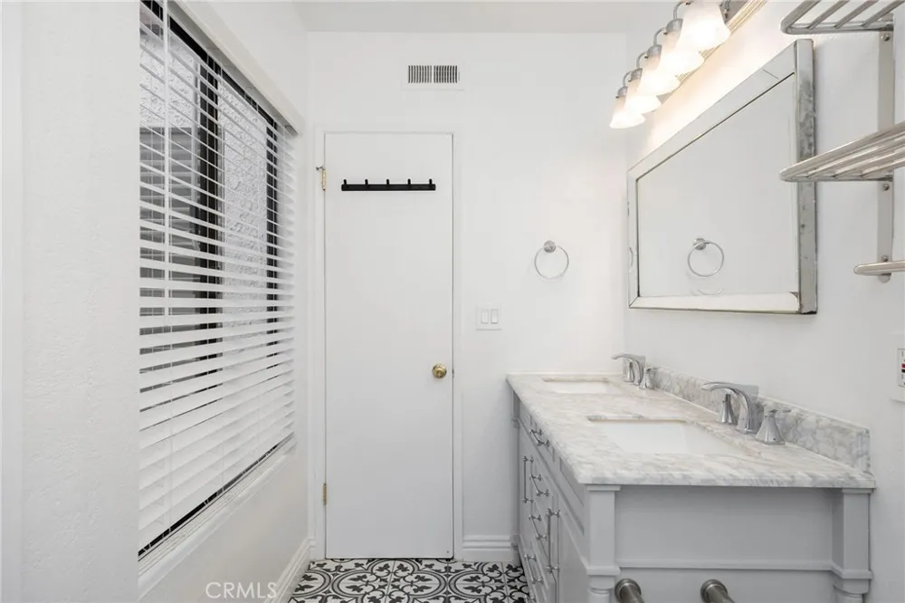1908 Grant Avenue #D Redondo Beach, CA 90278