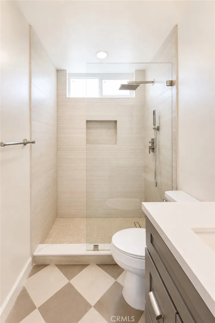 1026 Avenue A Redondo Beach, CA 90277
