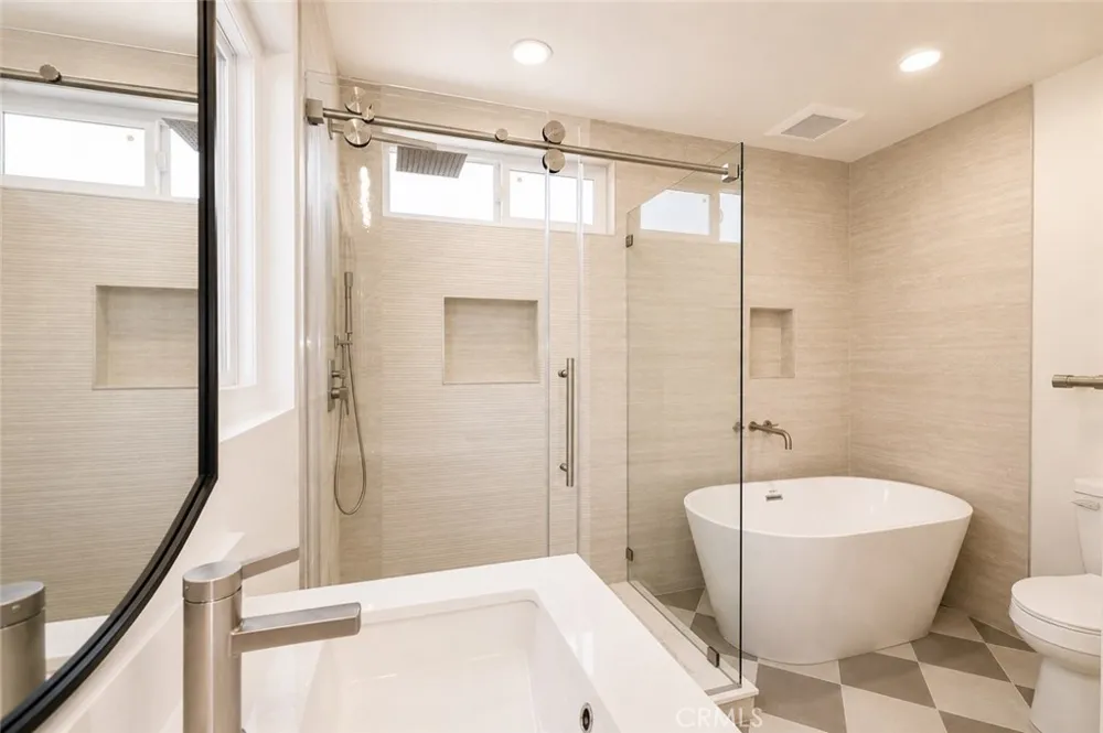 1026 Avenue A Redondo Beach, CA 90277