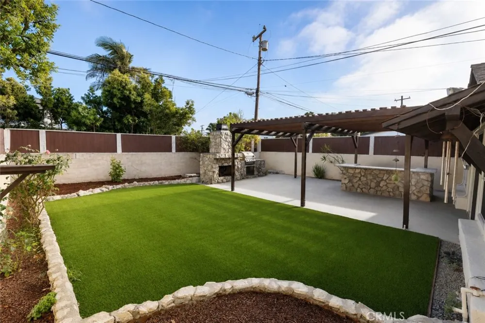 1026 Avenue A Redondo Beach, CA 90277