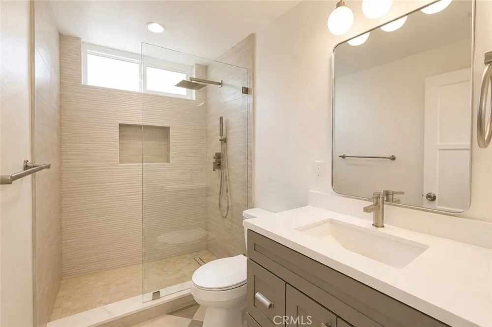 1026 Avenue A Redondo Beach, CA 90277