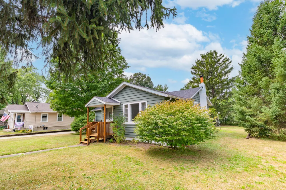 24076 2nd Avenue Mattawan, MI 49071