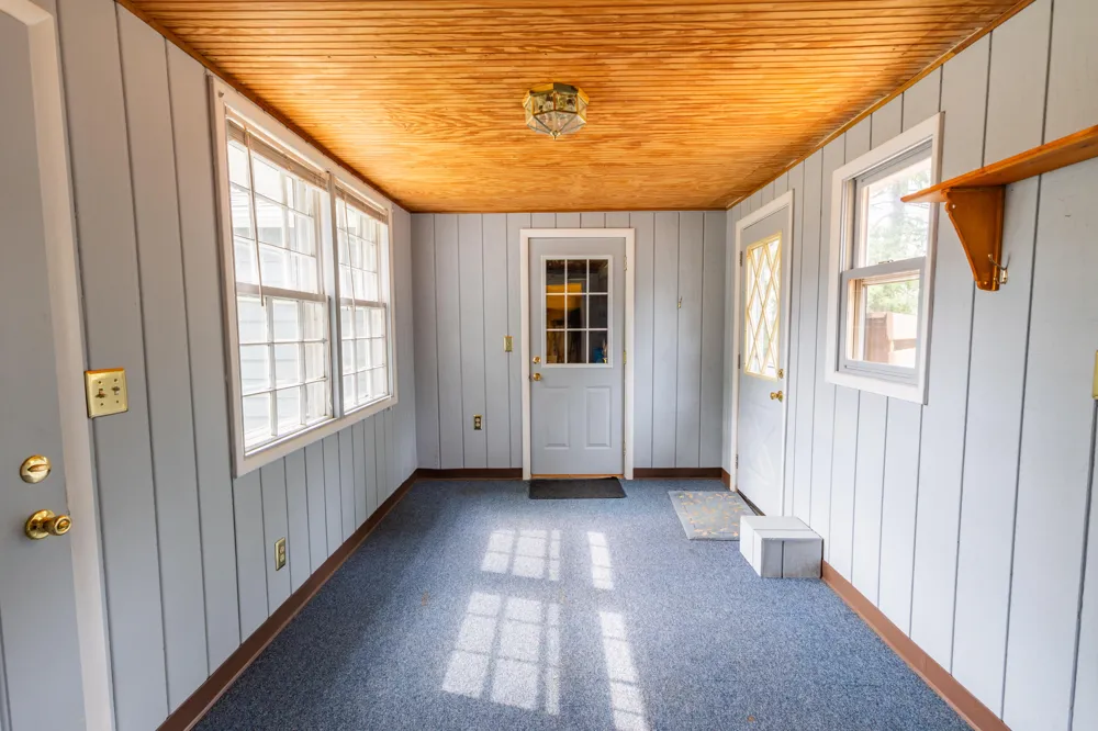 24076 2nd Avenue Mattawan, MI 49071