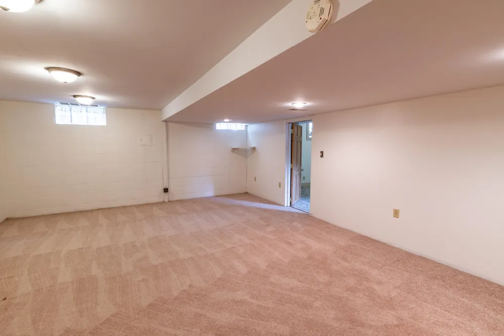 24076 2nd Avenue Mattawan, MI 49071
