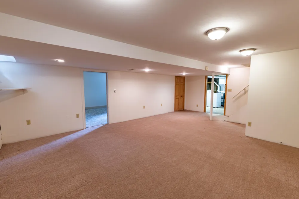 24076 2nd Avenue Mattawan, MI 49071