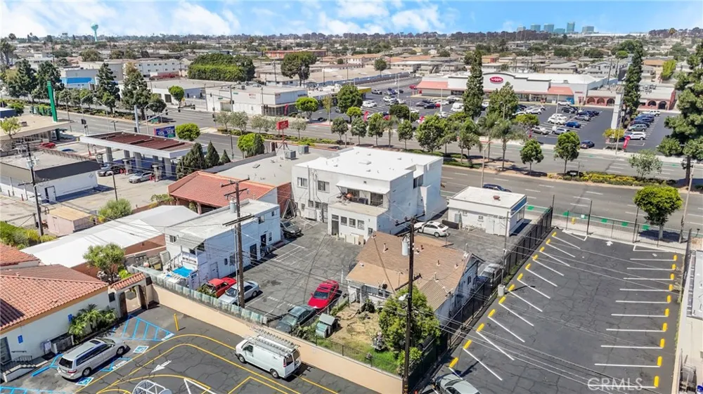 11850 Hawthorne Blvd Hawthorne, CA 90250