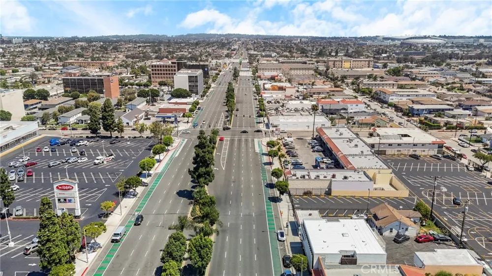 11850 Hawthorne Blvd Hawthorne, CA 90250