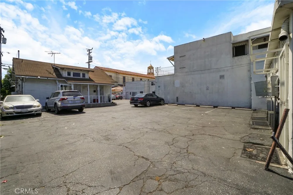 11850 Hawthorne Blvd Hawthorne, CA 90250